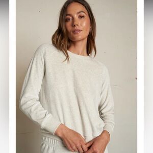 perfectwhitetee Cream Sweatshirt